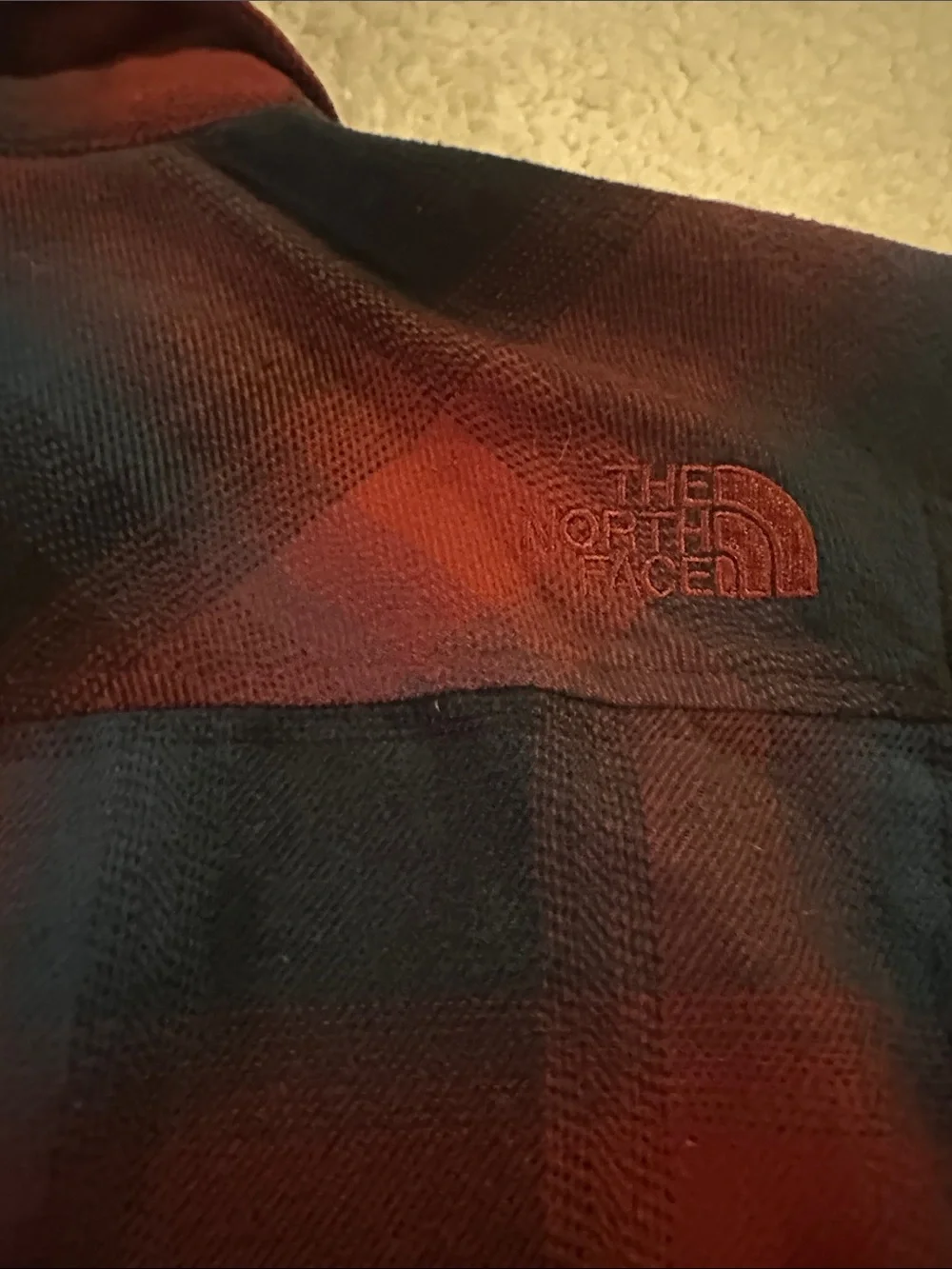 Men's North Face Red & Navy Plaid Button-Up Flannel Shirt